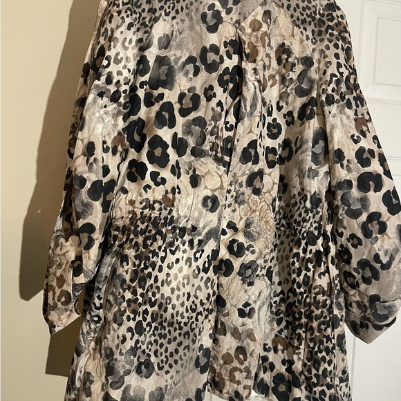 Rain jacket / animal print - Picture 3 of 4